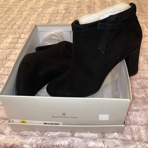 Bandolino black suede boots sz 8